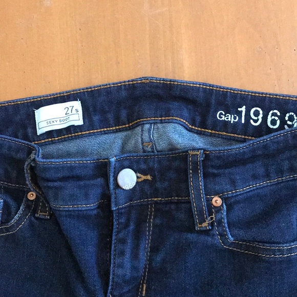 Gap Sexy Boot Cut Jeans. Size 27S - Picture 4 of 4